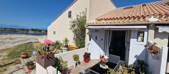 MAISON ENTRE MER ET LAC MARIN 3 ***