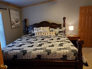 3 bedrooms, iron/ironing board, travel cot, free WiFi