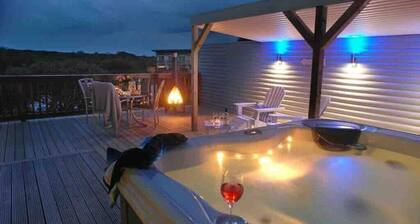 SandPipers Luxury lodge with 2 ensuites a private Hot Tub & Sauna & BBQ terrace
