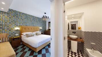 2 Schlafzimmer, Schreibtisch, schallisolierte Zimmer