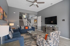 Smart TV - Luxury 5BR Villa Near Disney w/ Pool & Game Room (Kissimmee)