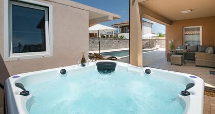 Villa Maslina - sea view and BBQ