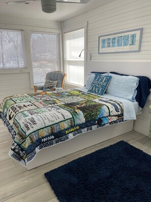 1 bedroom, free WiFi, bed sheets - Welcome to Our Little Slice of Heaven on the Lake! (Lake Lure)