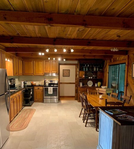 Almost Heaven - Quiet Mountain Home