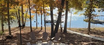 Charming Lake Hartwell Lakefront Home