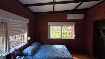 5 chambres, Wi-Fi gratuit, draps fournis