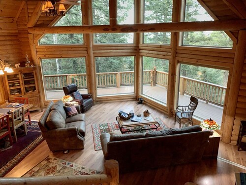 Secluded, Mystic Mountain Lodge w/cinema/arcade rm