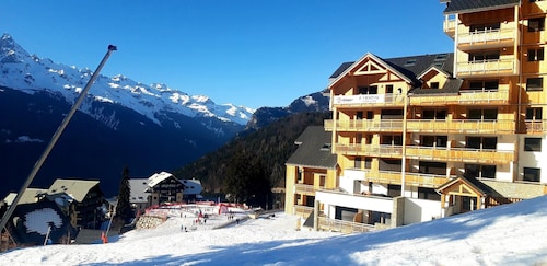 Appartement neuf 8/9 personnes ski au pied sur le domaine de l'Alpe d'Huez