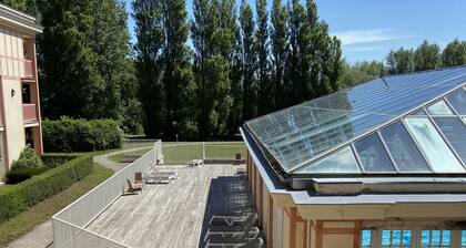 Appt 4/5 Personnes Avec Piscine Tennis et Aire de Jeux