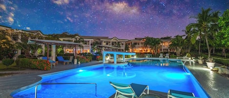 Piscine extérieure, piscine chauffée