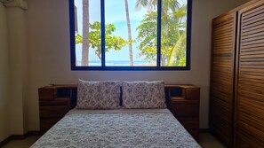 2 chambres, bureau, accès au Wi-Fi (inclus), literie fournie