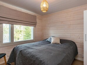 2 Schlafzimmer, Reisekinderbett, WLAN