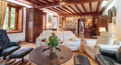 Au bord du canal by Interhome