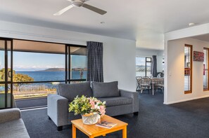 Living area - Ika Nui Taupo (Taupo)