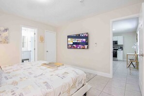 1 bedroom, iron/ironing board, travel cot, free WiFi