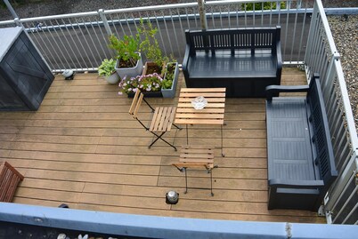 Cosy Amsterdam Apartment with City Views