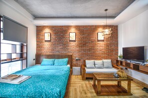 Basic-Studio | Wohnbereich | Smart-TV