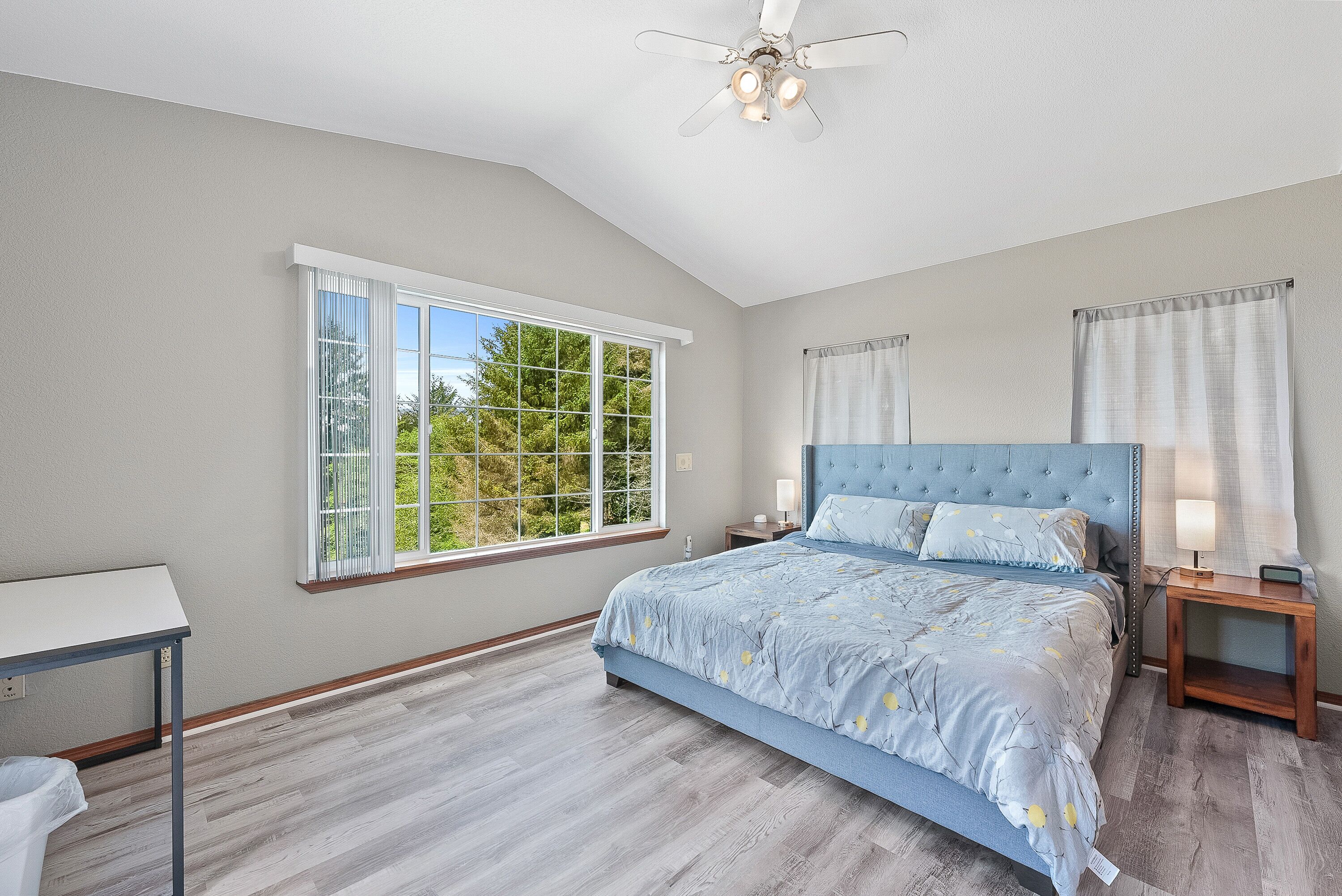 4 sovrum, skrivbord, strykjärn/strykbräda och wi-fi