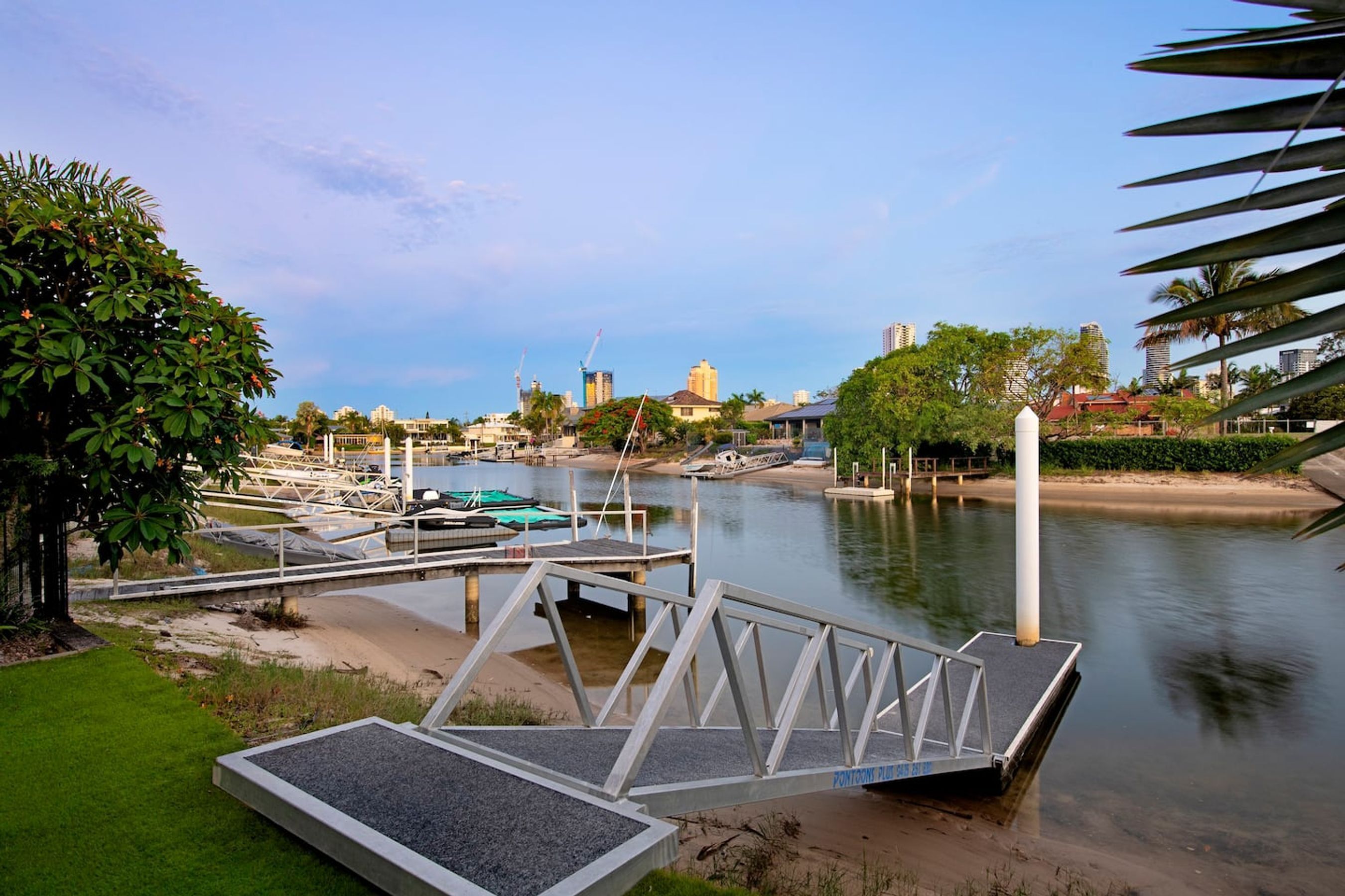 Luxury Villas Wanderlust (heated pool) — image 2