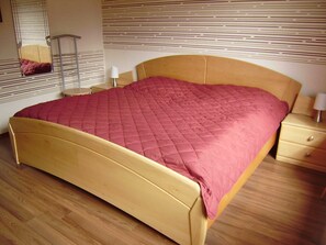 4 chambres, lit parapluie, Wi-Fi