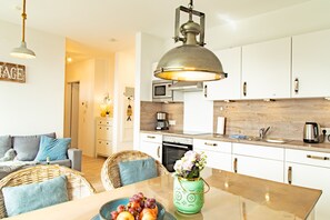 Køleskab, mikrobølgeovn, ovn, opvaskemaskine