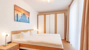 2 Schlafzimmer, Bügeleisen/Bügelbrett, Reisekinderbett, WLAN