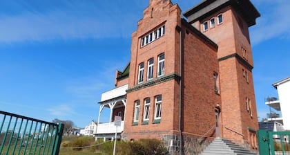 Maisonette Seelotse mit Hafenblick in Hist. Seelotsenstation - Appartement mit 1 SZ und Schlafsofa -