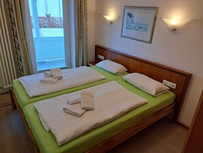 3 Schlafzimmer, Zimmersafe, Reisekinderbett, WLAN