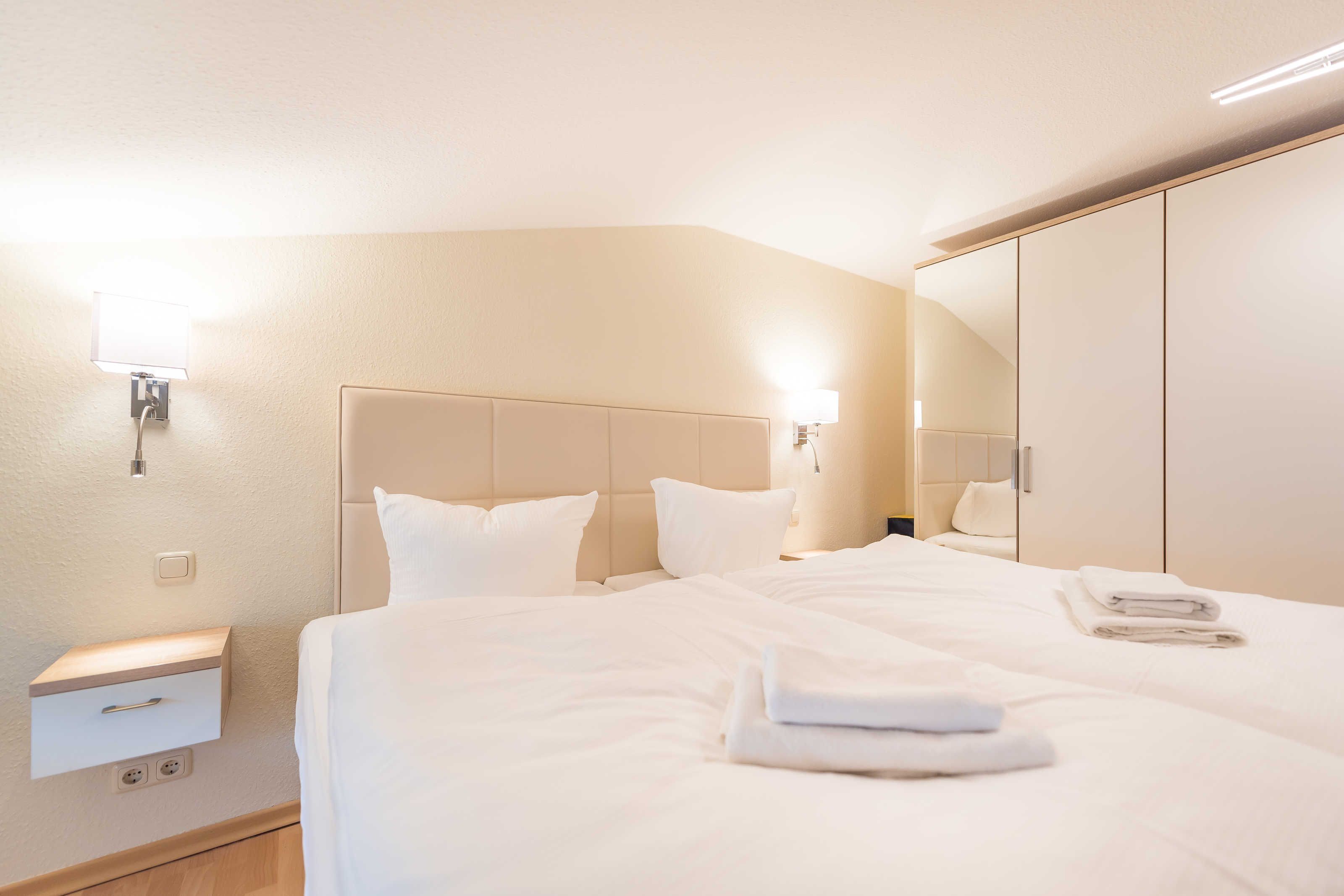 3 bedrooms, travel cot, WiFi, bed sheets