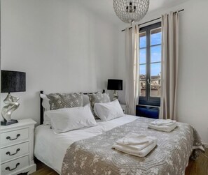 2 habitaciones, tabla de planchar con plancha y wifi gratis 