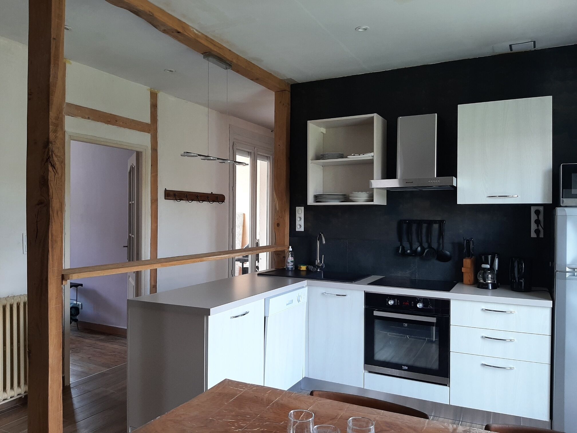 冰箱、微波炉、烤箱、炉灶