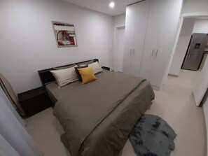 1 Schlafzimmer, Bügeleisen/Bügelbrett, kostenloses WLAN, Bettwäsche