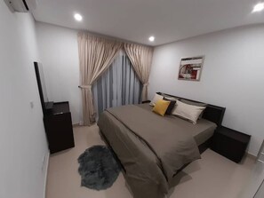 1 chambre, fer et planche à repasser, Wi-Fi gratuit, draps fournis