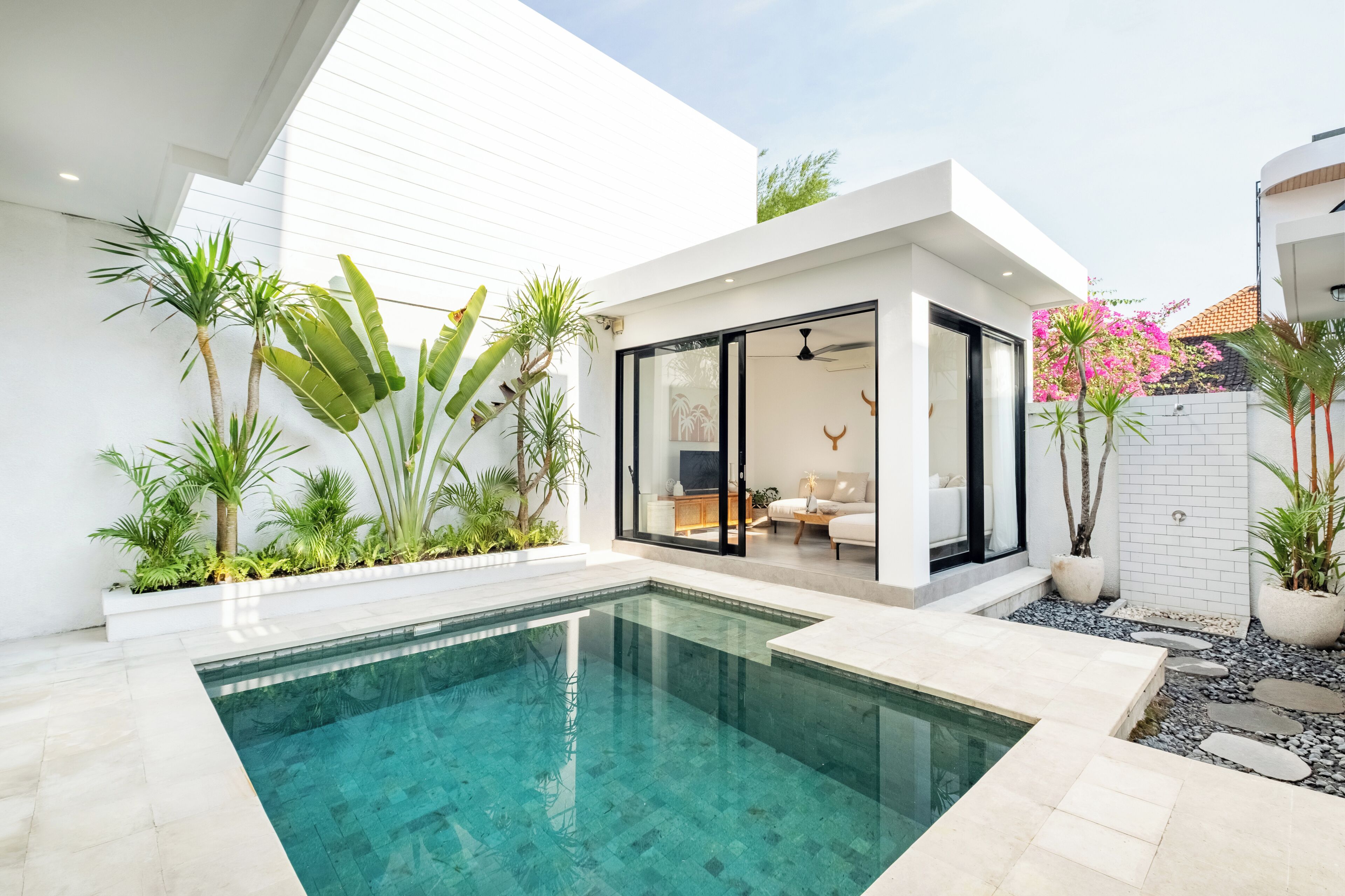 Private pool