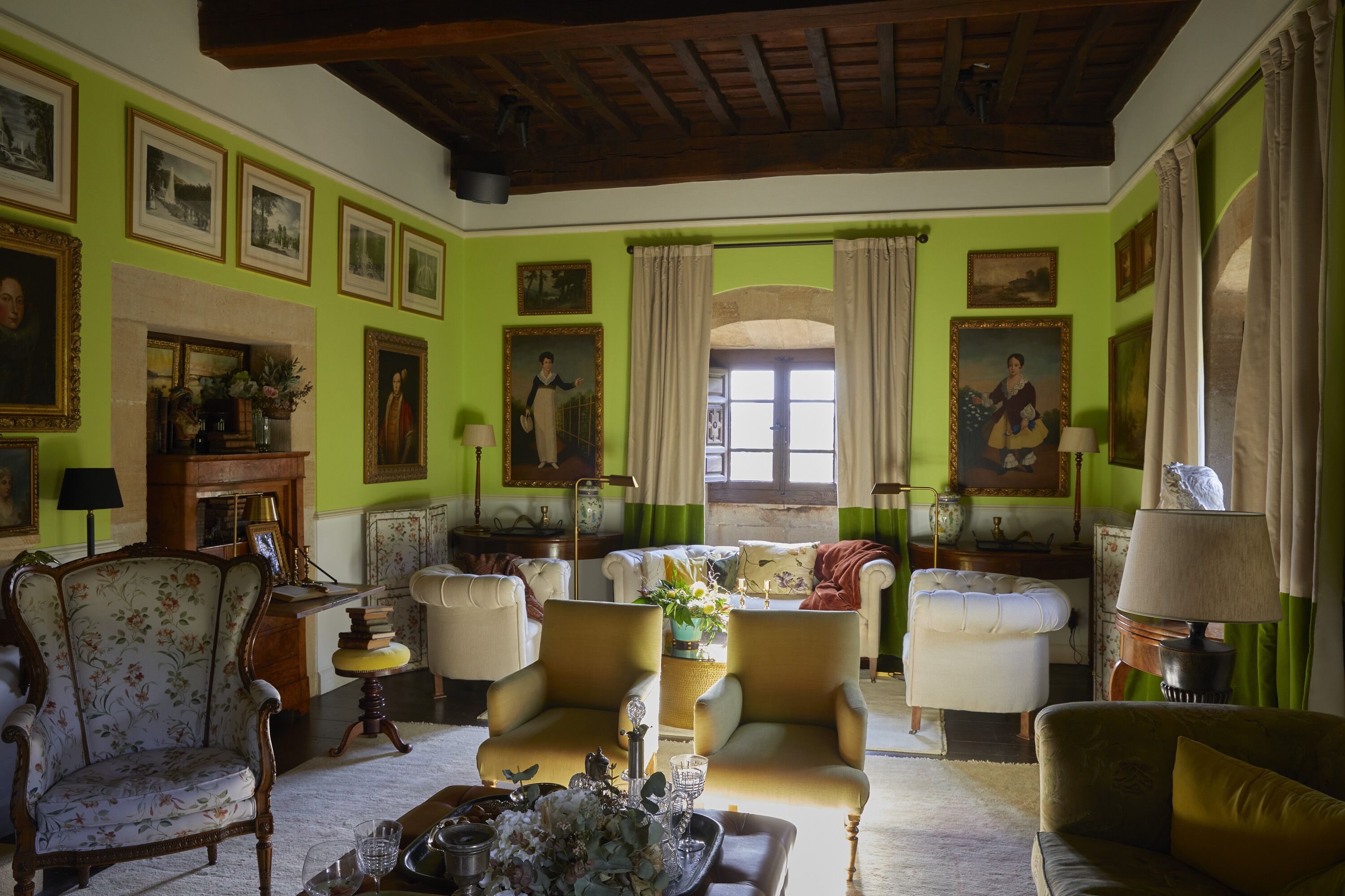 Photo - Helguera Palacio Boutique & Antique