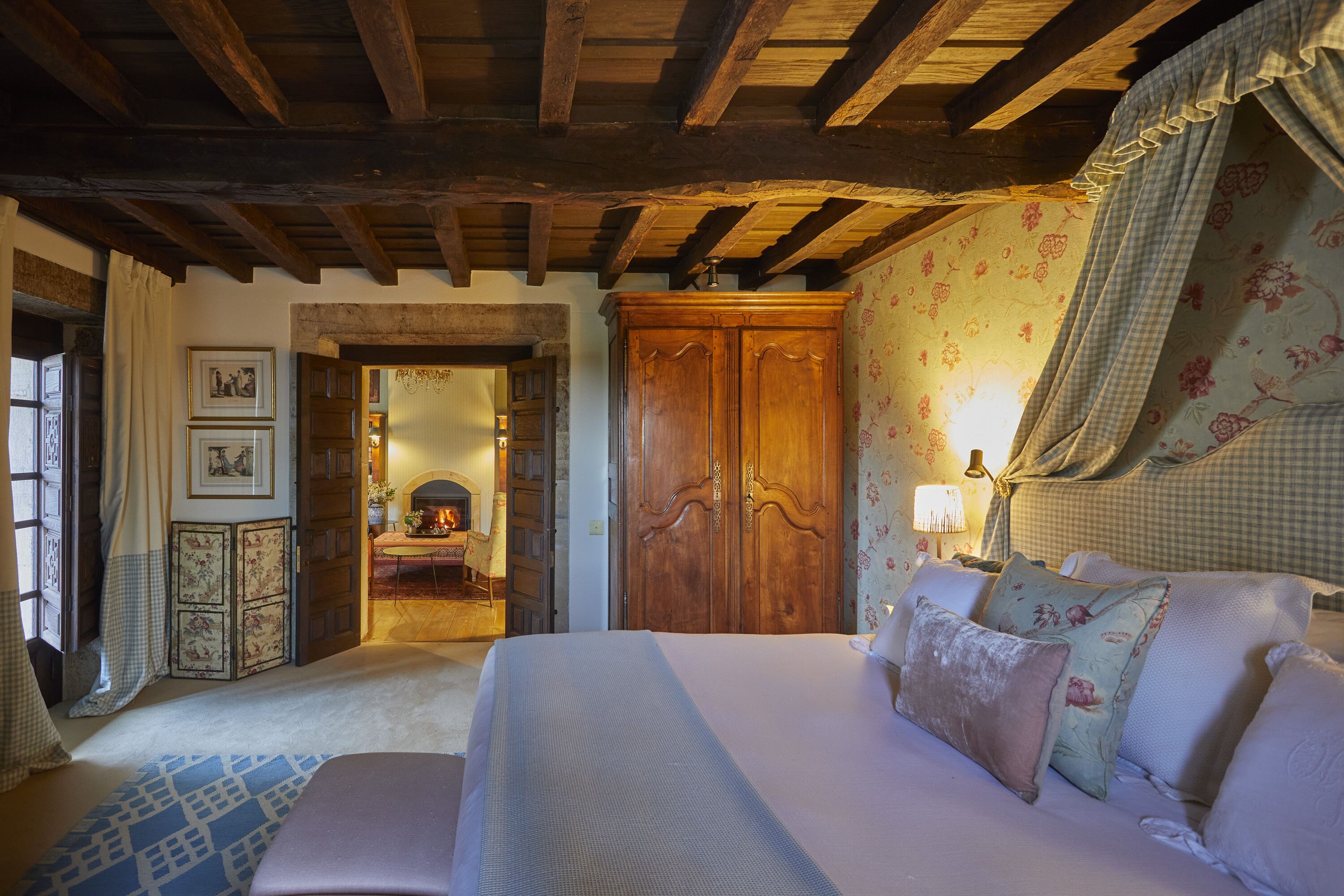 Photo - Helguera Palacio Boutique & Antique