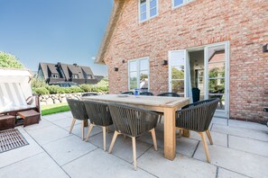 Outdoor dining - Lässiges Design Gepaart mit Feinsten Materialien und Viel Raum zum Wohlfühlen - (Wenningstedt)