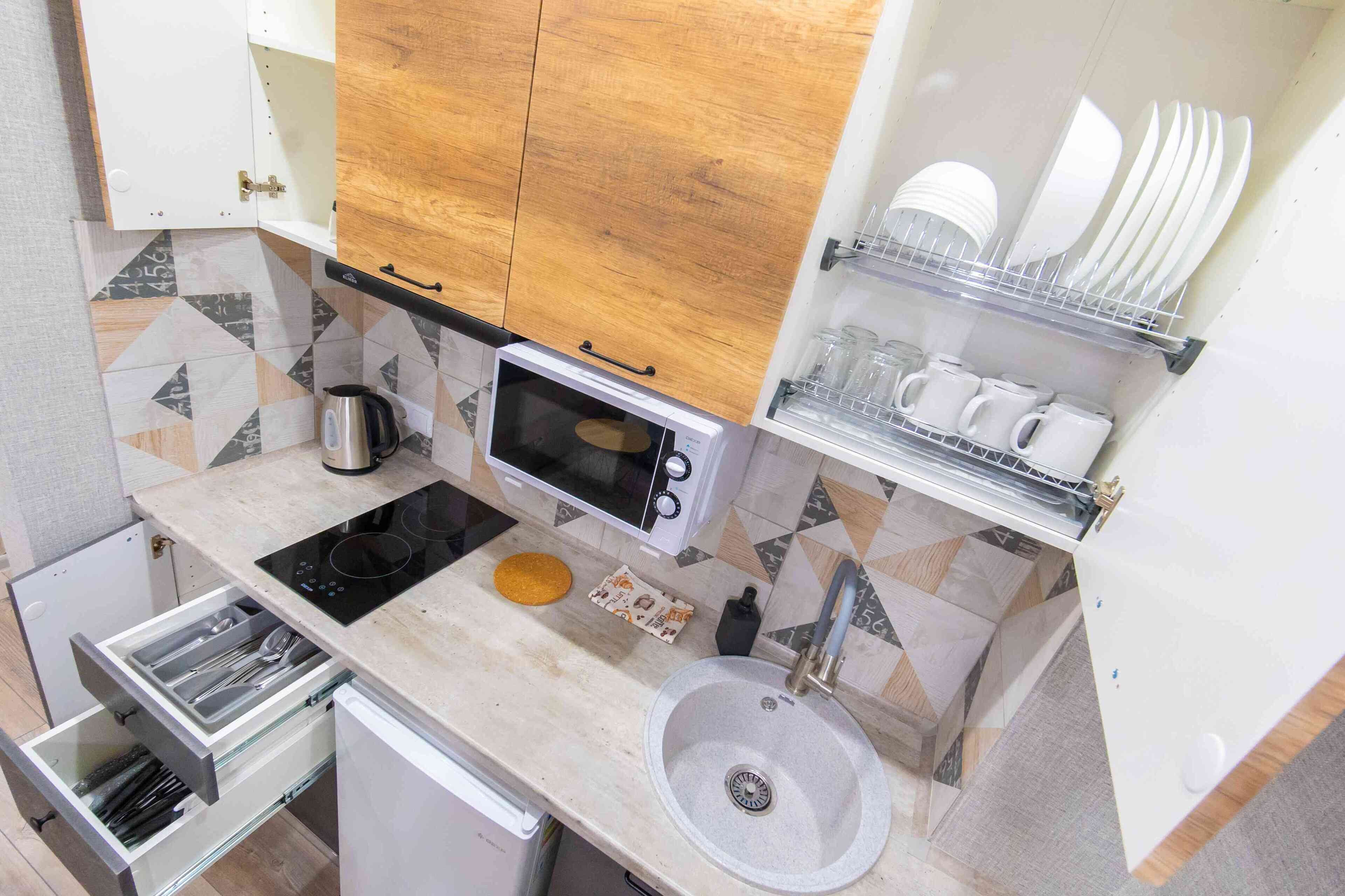 Apartment | Eigene Küche | Kühlschrank, Mikrowelle, Herdplatte, Hochstuhl