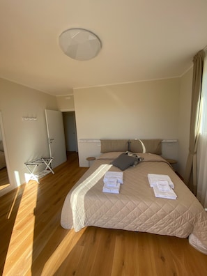 1 habitación y caja de seguridad en la habitación 