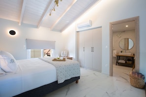 2 bedrooms, iron/ironing board, free WiFi, bed sheets - Athiri Villa just 2km from Lefkada city center (Lefkada)