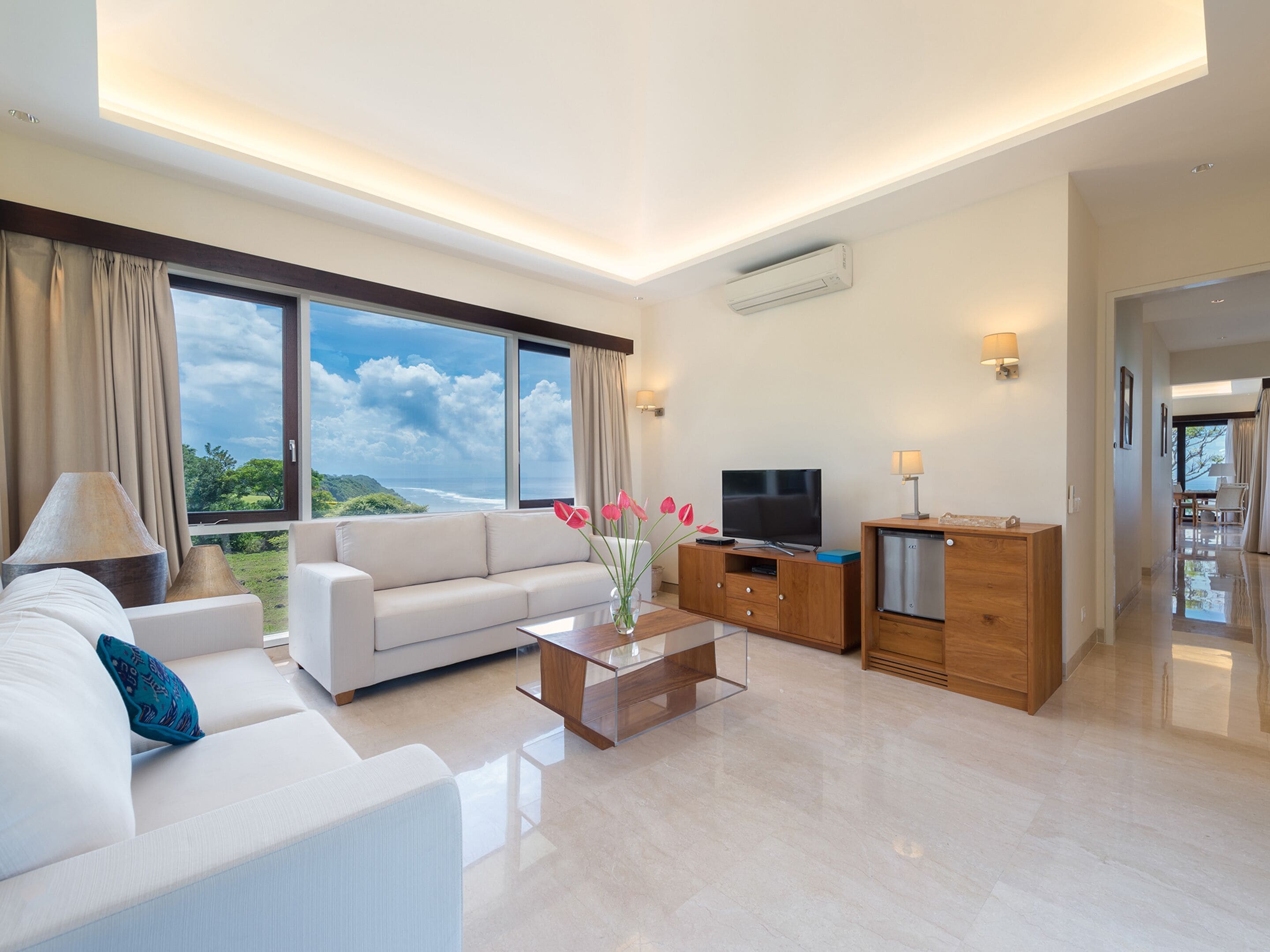 Villa, Ocean View (The Pala) | Dihias secara berasingan, dilengkapkan perabot secara berasingan, meja 