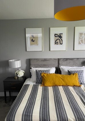 4 Schlafzimmer, Reisekinderbett, kostenloses WLAN, Bettwäsche