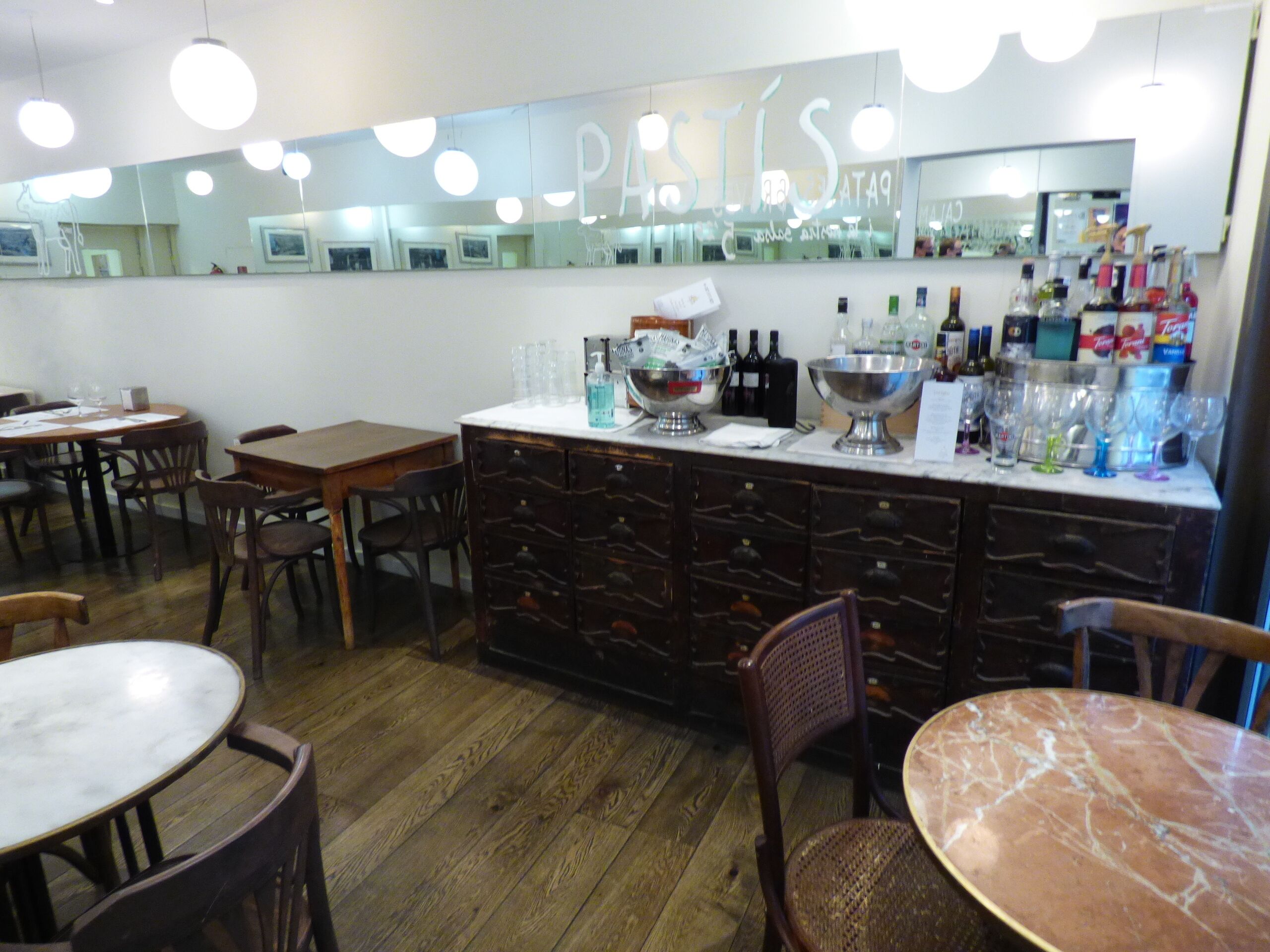 Photo - Hotel Moderno Barcelona