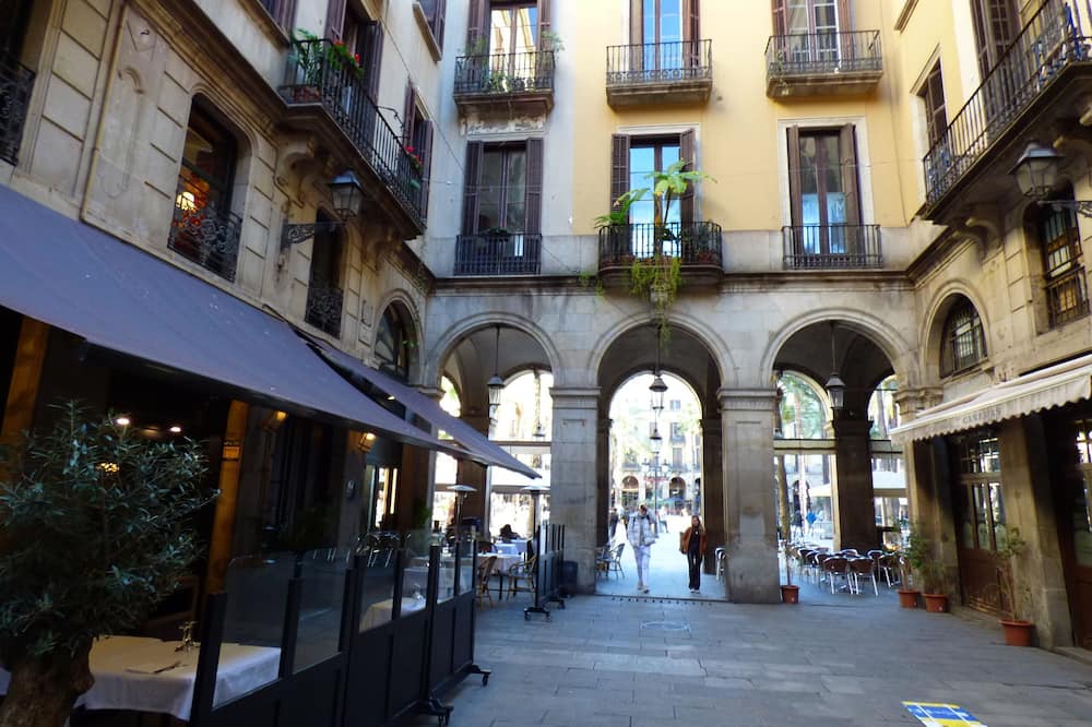 Hotel Moderno Barcelona