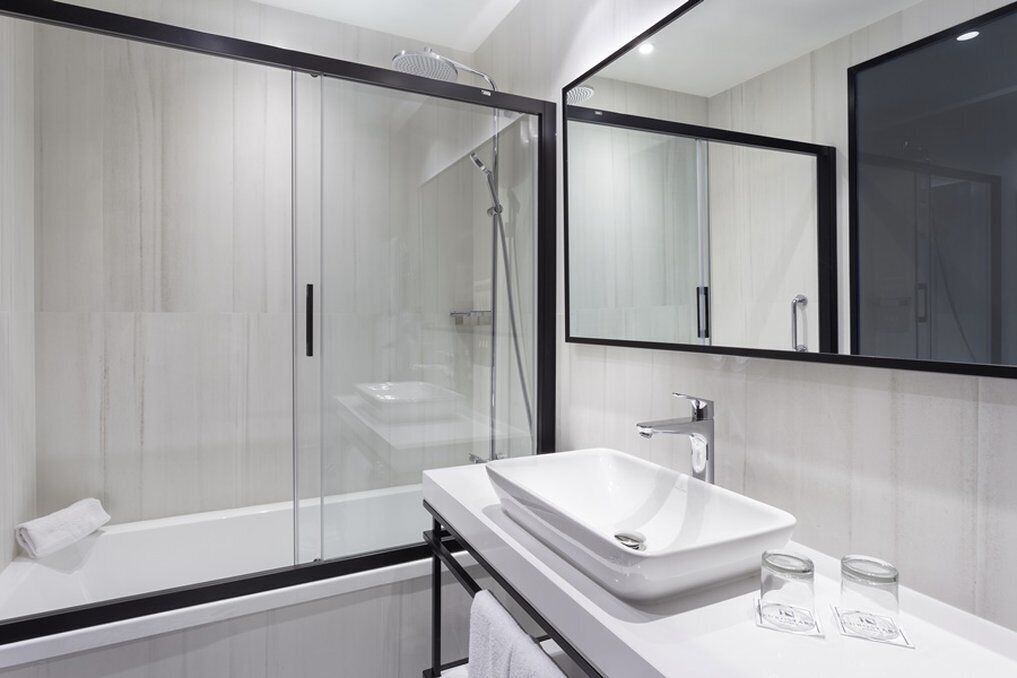 1 bedroom, minibar, in-room safe, desk