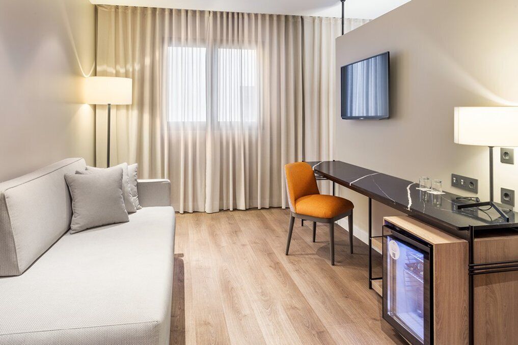 junior suite | 1 bedroom, minibar, in-room safe, desk