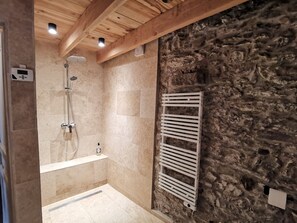 Shower, eco-friendly toiletries, hair dryer, bidet