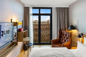 Room (Softpack) | Hypo-allergenic bedding, laptop workspace, blackout drapes