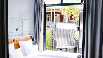 Habitación, Terraza (Bigpack) | Ropa de cama hipoalergénica y espacio para trabajar con laptop