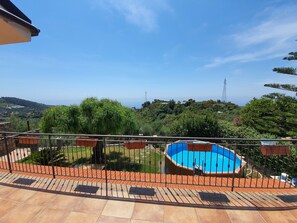 Standard Villa | Terrace/patio